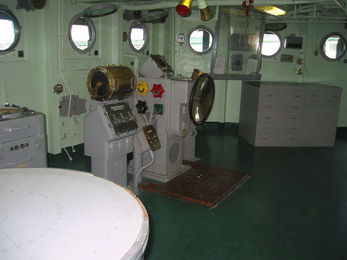 103-0385_IMG
